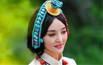 藏族女孩卓玛央金放生引争议 卓玛央金私照美翻天！