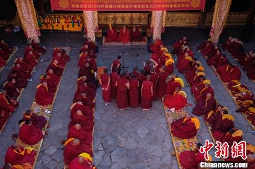 西藏15年来126名僧人获藏传佛教格鲁派显宗最高学位